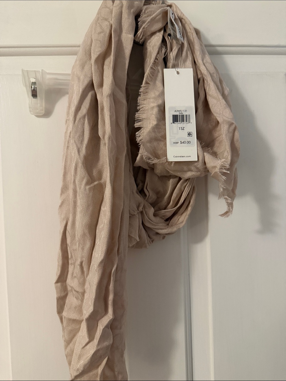 NWT Calvin Klein Pale beige Fringed Scarf